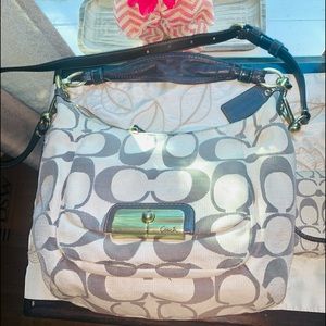 Authentic Coach purse with matching Wallet!